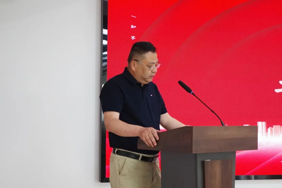 锚定目标 聚力攻坚丨鸿灌环境召开2025年 一季度工作会议(图17)